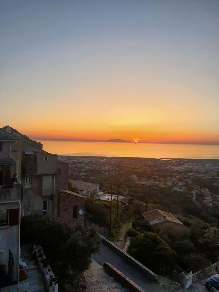 Petit Duplex Atypique Apartment Furiani Bagian luar foto
